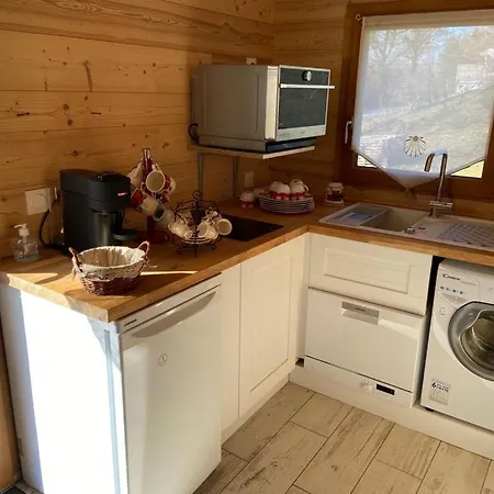 La Cabane Du Bonheur Pinet (Isere)